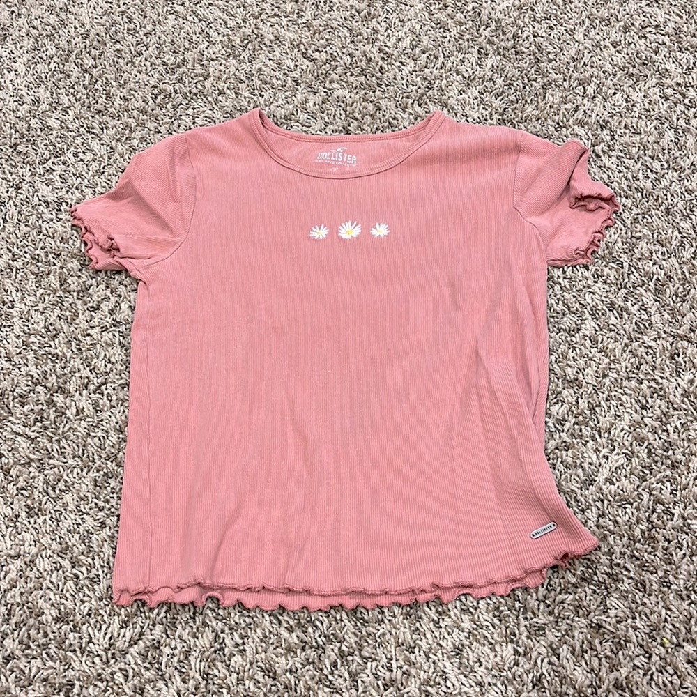 HOLLISTER Tops - Picture 2 of 7